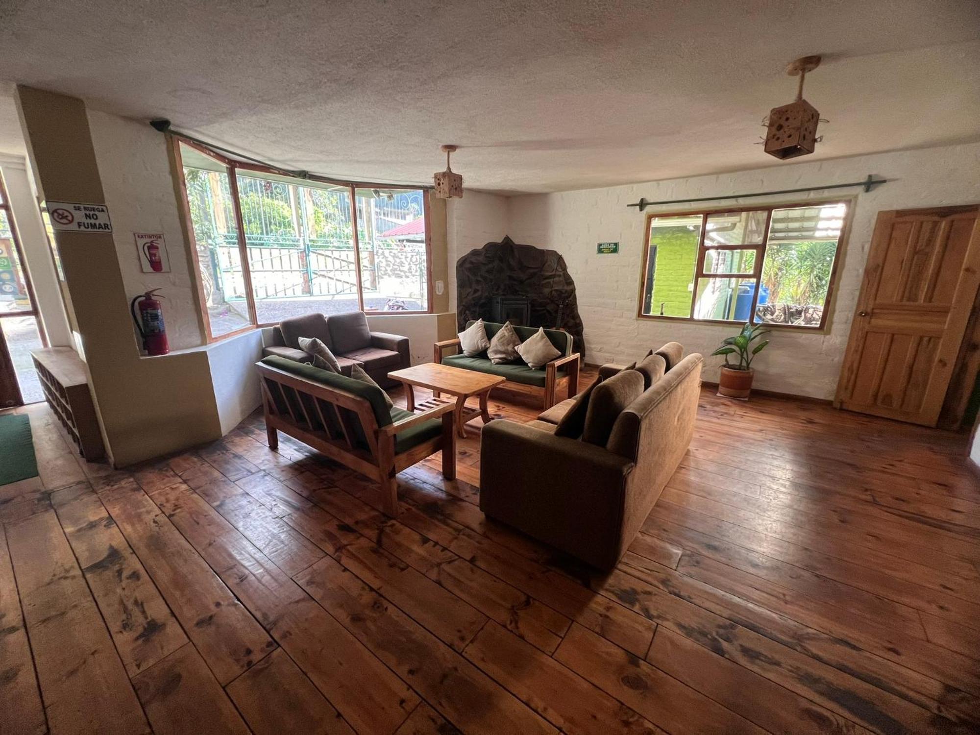 La Casa Verde Eco Guest House Baños Exteriör bild