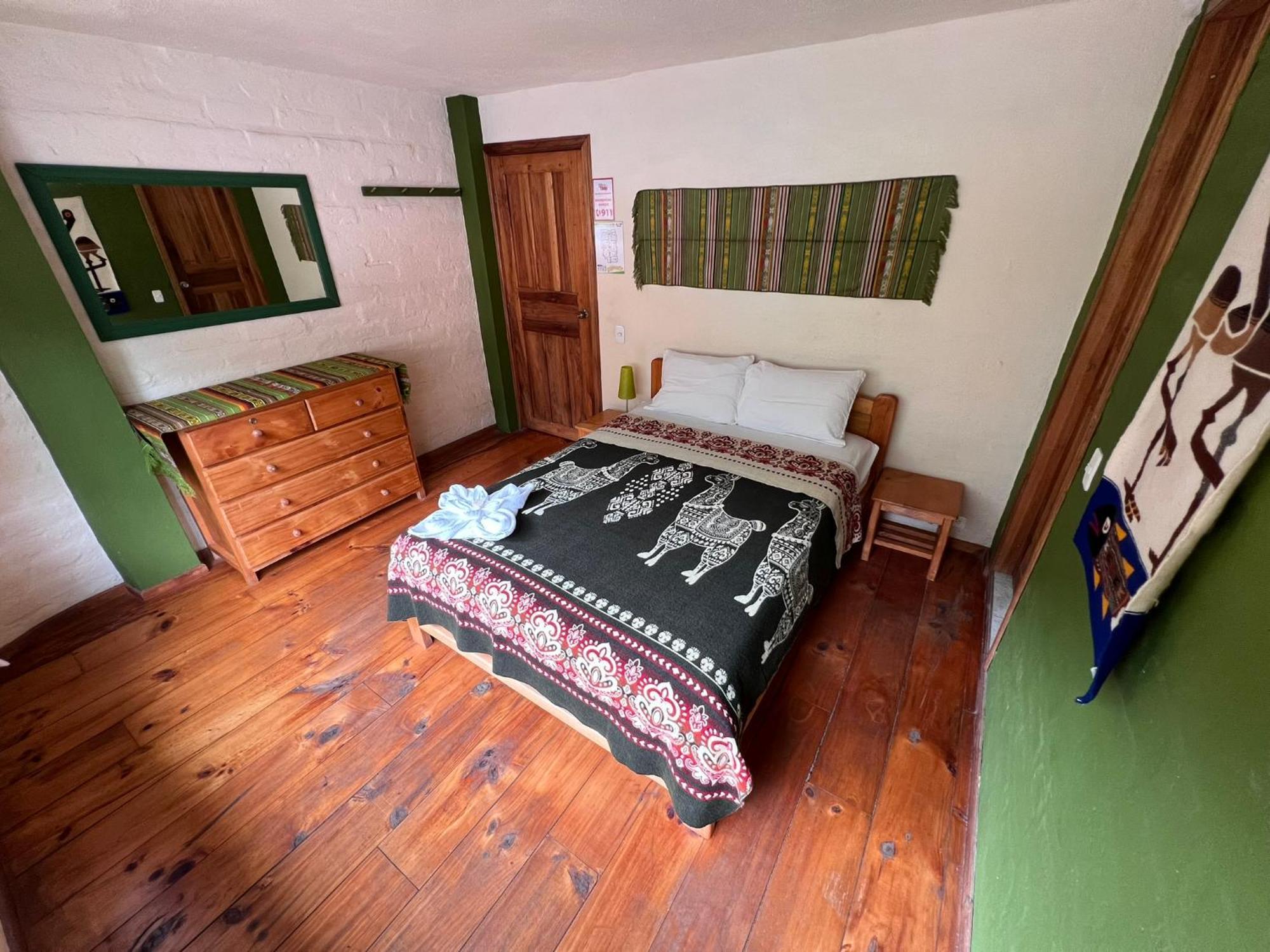 La Casa Verde Eco Guest House Baños Rum bild